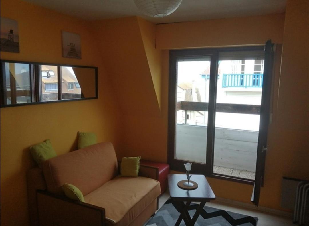 Appartement A 50 M De La Plage Avec Wifi Et Netflix Villers-sur-Mer Exterior foto